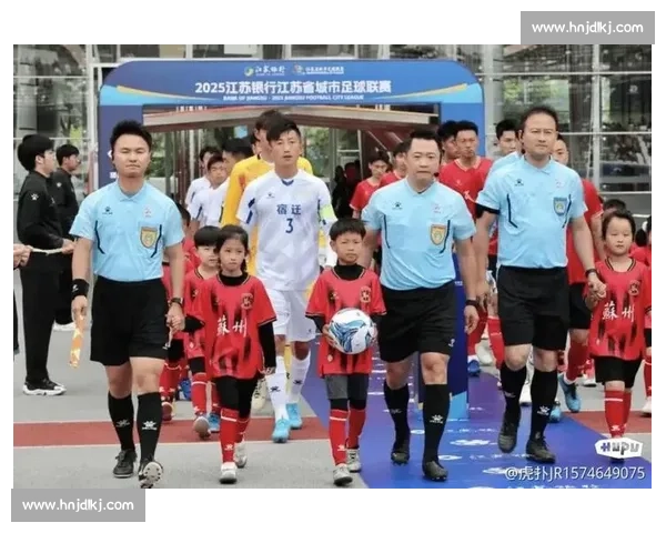 洪超苏超解说封神：田埂稻穗见证草根足球的诗与远方