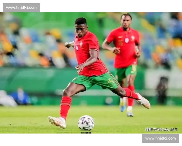 C 罗 + 门德斯双 97 分领衔!葡萄牙欧国联冠军阵容限时登陆 FC25 卡池 C 罗 + 门德斯双 97 分领衔!葡萄牙欧国联冠军阵容限时登陆 FC25 卡池