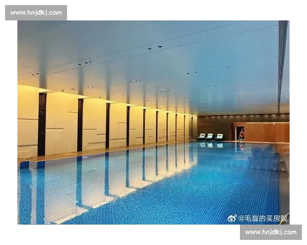 成都公司爆改泳池办公室:2 万元打造网红工位,深水区办公成职场新潮流 成都公司爆改泳池办公室:2 万元打造网红工位,深水区办公成职场新潮流